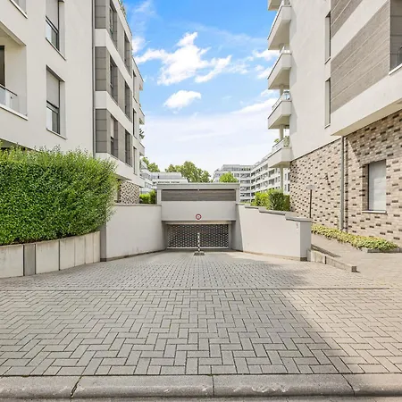 Kalina - Am Rhein, Naehe Basf, Abbvie, Uni Ma * Ludwigshafen