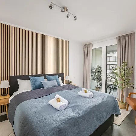 Kalina - Am Rhein, Naehe Basf, Abbvie, Uni Ma * Ludwigshafen