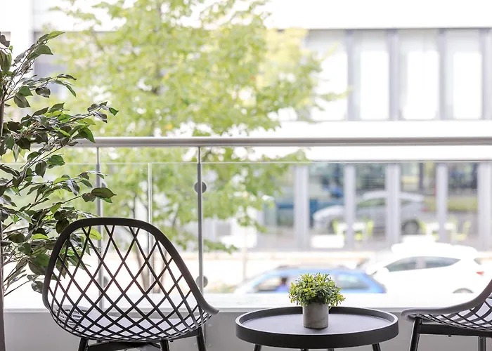 Kalina - Am Rhein, Naehe Basf, Abbvie, Uni Ma